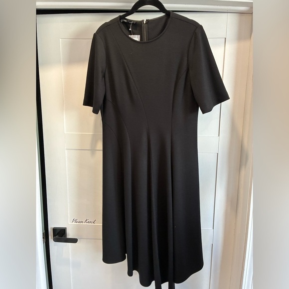 Lafayette 148 New York Dresses & Skirts - Lafayette 148 New York black wool short sleeve dress size L